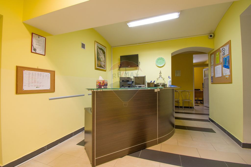 Spațiu de birouri sau cabinete de inchiriat langa Hotel ...