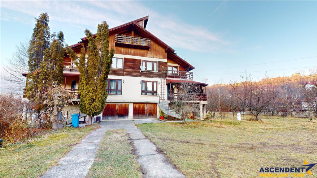 Proprietate rustica la 1 km de Castelul Bran:Doua unitati du