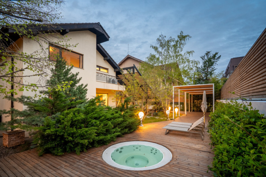 IANCU NICOLAE – COMPLEX TRAIAN, VILA 350 MP, LOT 750 MP!