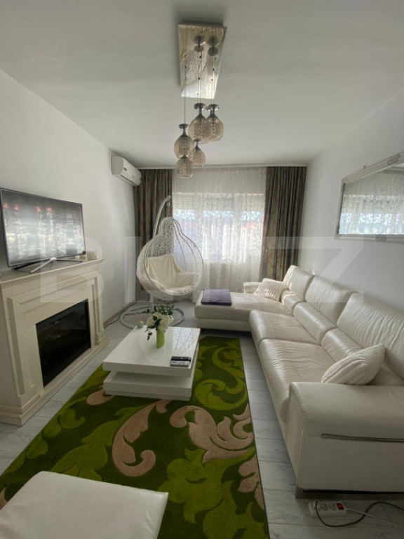 Apartament de vanzare, cu 3 camere, 65 mp, zona Gara Mare