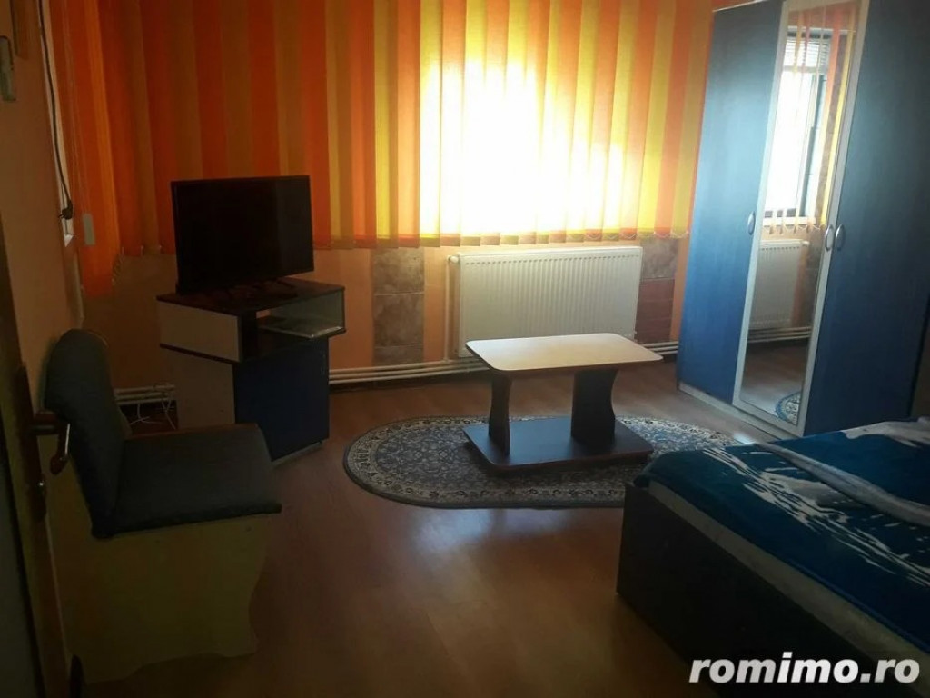 1 camera in zona Gheorghe Lazar