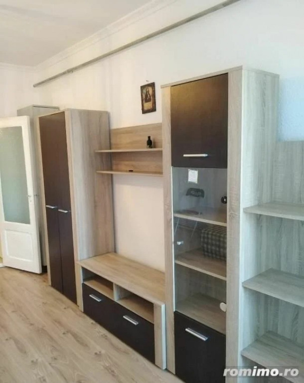 1 camera in zona Gheorghe Lazar