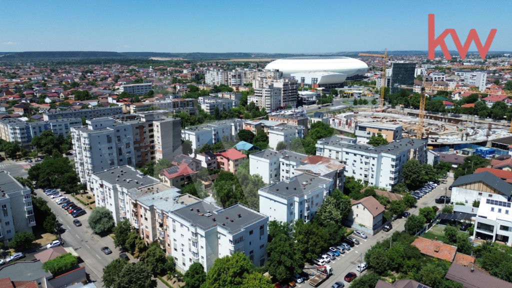 Garsoniera decomandata, parter, 1 Mai, centrala, bloc reabil
