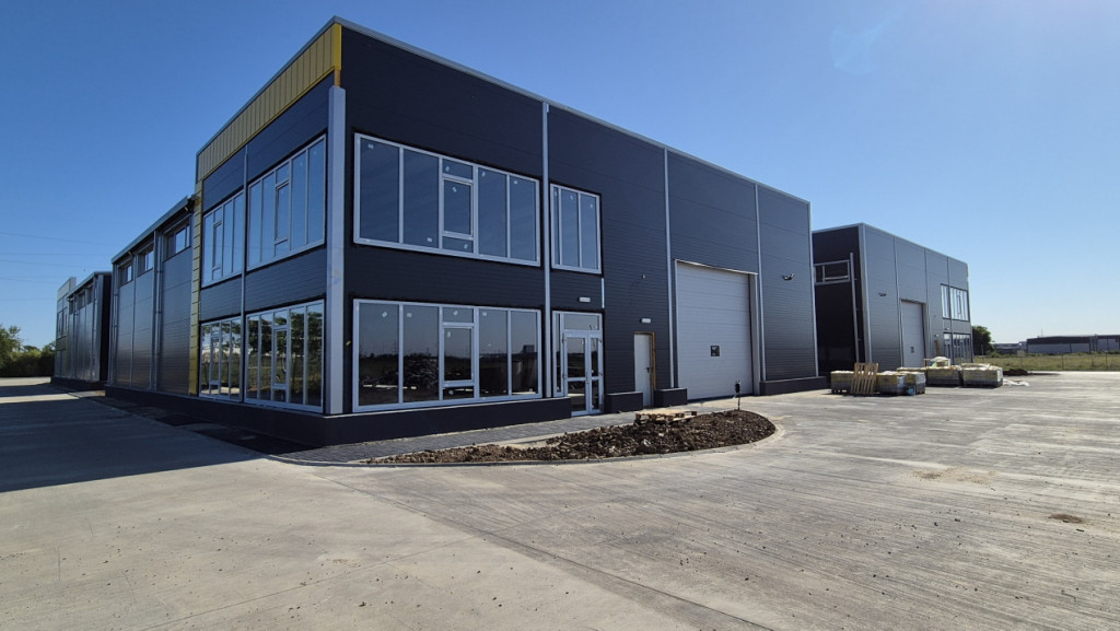 Hala Noua de Inchiriat | Pallady-Drum Intre Tarlale | 600MP