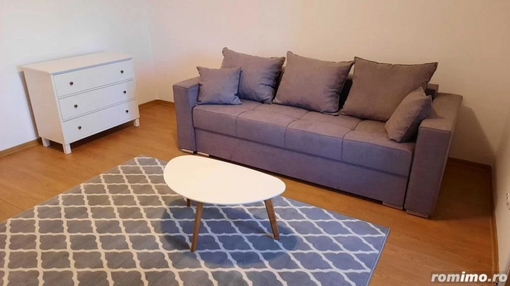 1 camera in zona Medicinei