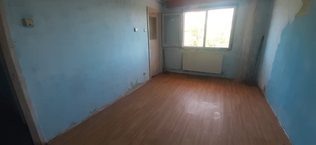 Dragos Voda, gars. conf.2, etaj 2