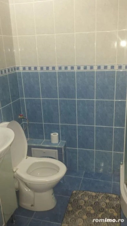 1 camera in zona Medicinei