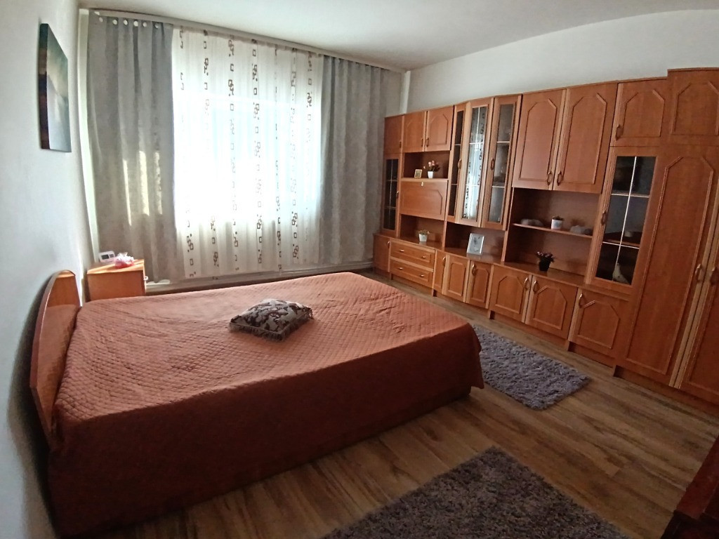 Apartament cu 2 camere nedecomandate Zona George Enescu