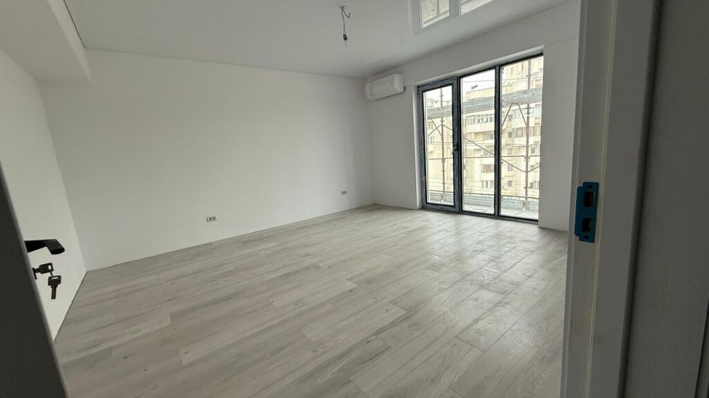 APARTAMENT DE , LA ROND VECHI IN NICOLINA, 37 m2