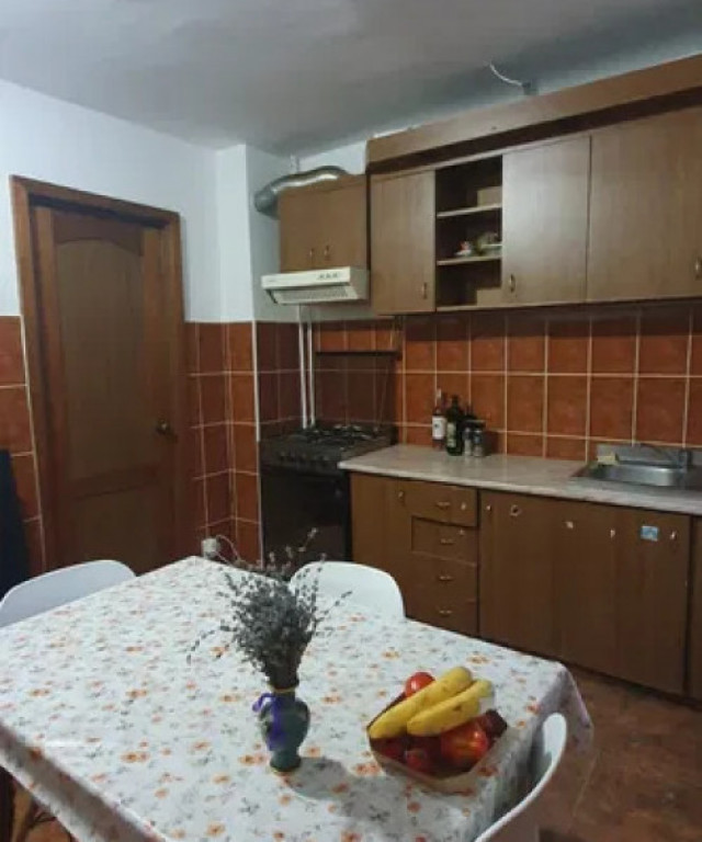 APARTAMENT 2CAMERE,DECOMANDAT,CENTRU-GARA