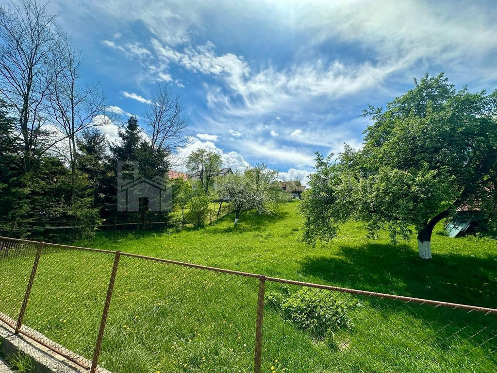 Teren intravilan de vanzare in Bran, 1020 mp, langa Panee...