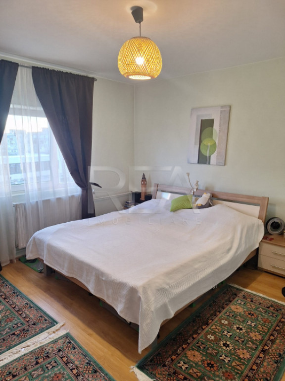 2 Camere Sebastian Novaci - Popovici