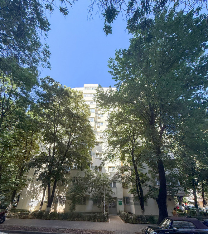 Apartament 4 camere, langa Parc, 97 mp