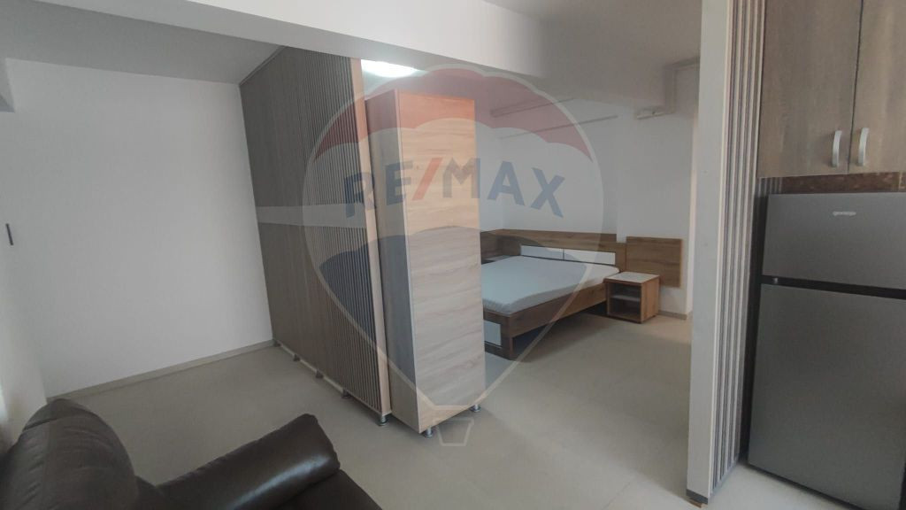 Apartament studio de inchiriat cu parcare inclusa zona ul...