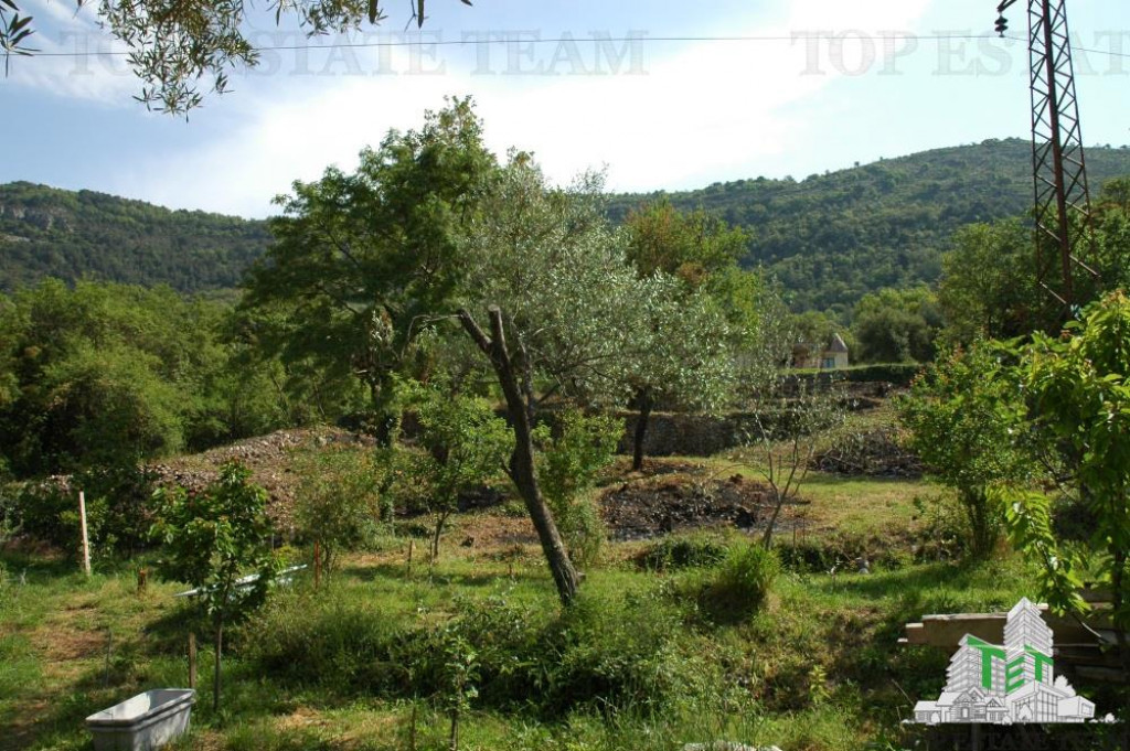 Teren de in Tivat Muntenegru