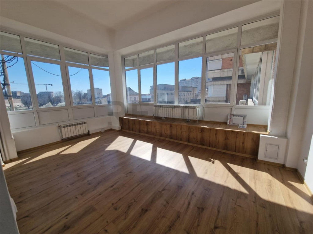 RECO spatiu comercial ultracentral