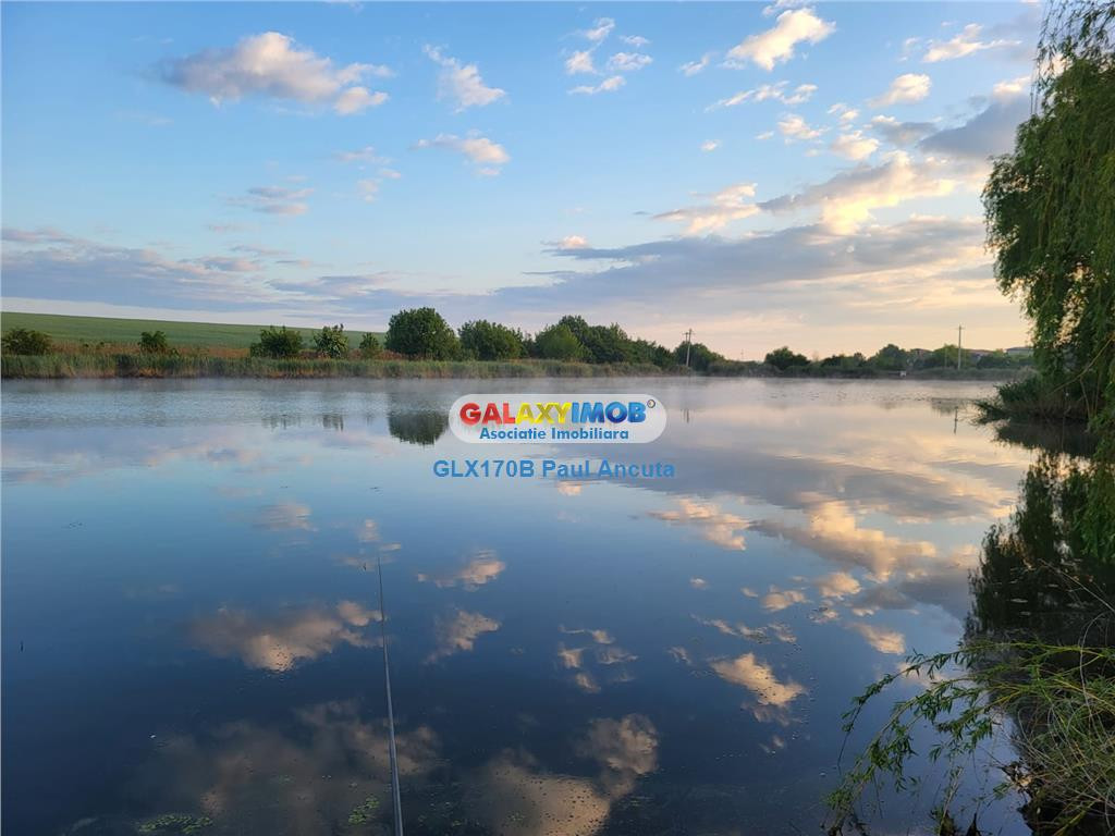 Vila cu teren Lac Balotesti sosea Unirii apropiere DN1