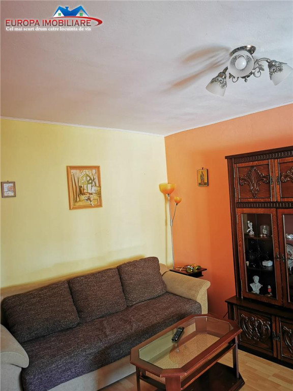 Apartament 2 camere de inchiriat zona Faleza