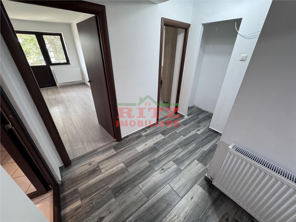 Nou! Ap.2 cam.decom .,et.2 , liceul Ion Minulescu