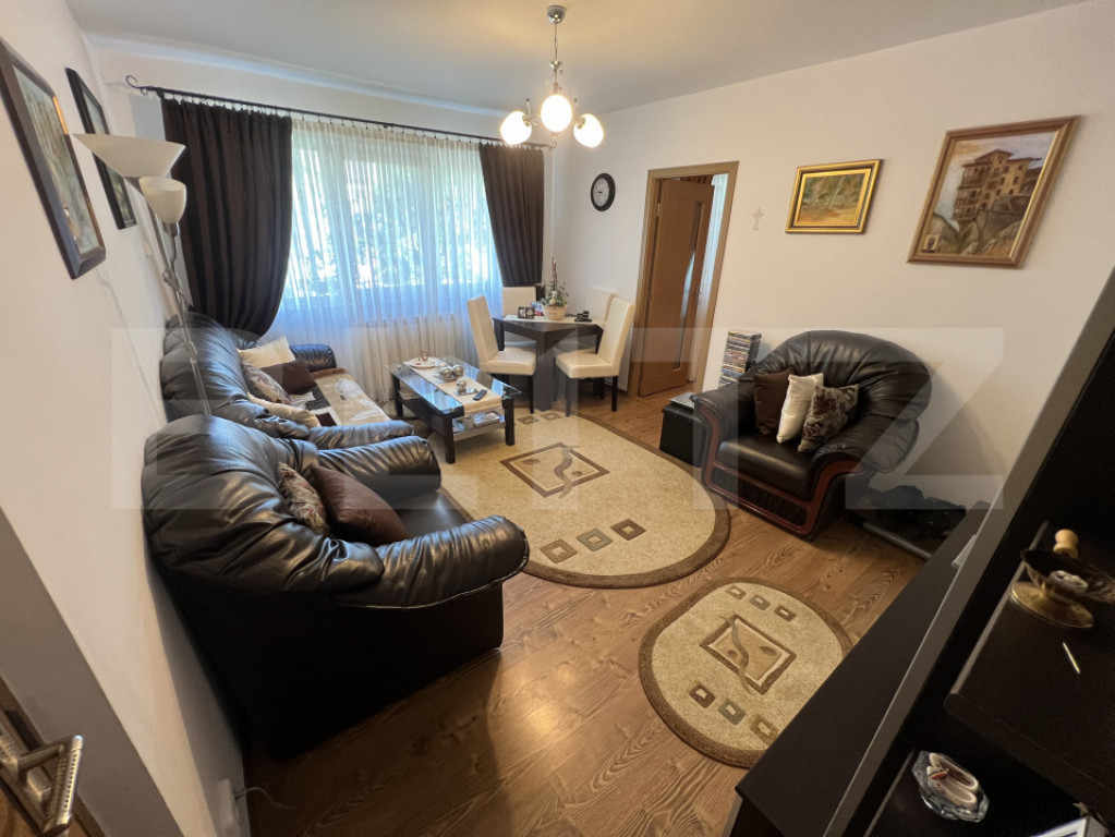 Apartament 2 camere, etaj intermediar, zona Calea Moldovei