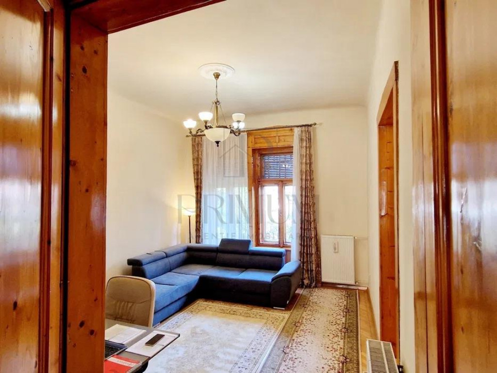 SINAIA - 3 Camere - ETAJ 1 - Centrala proprie - Clima