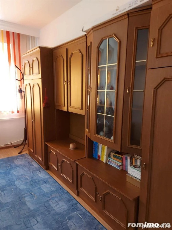 1 camera in zona Steaua