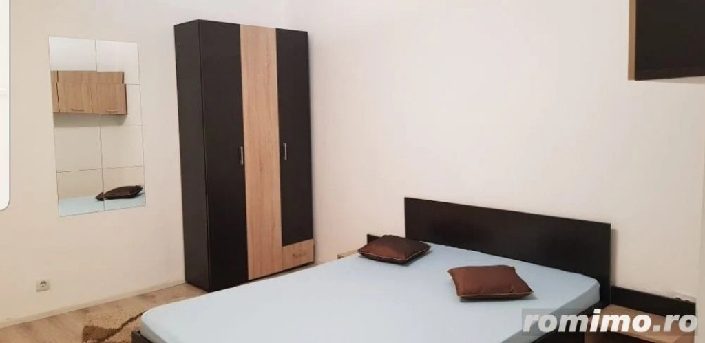 1 camera in zona Sagului