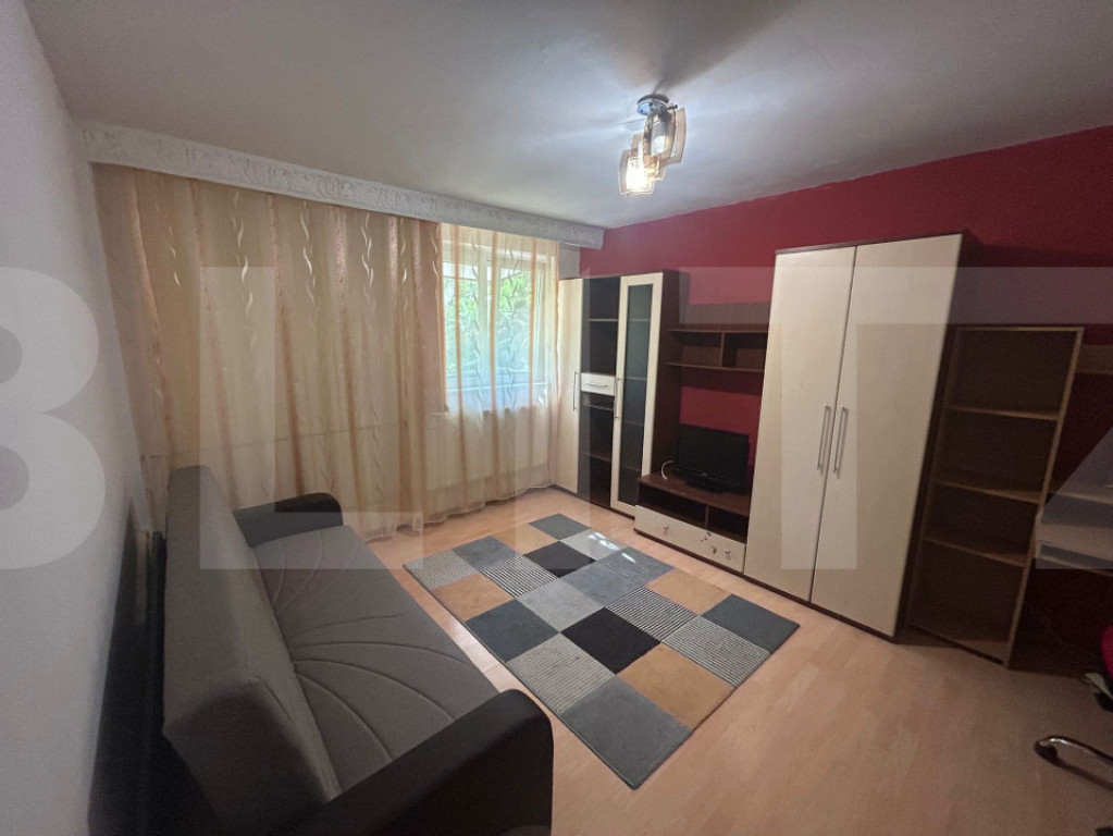 Apartament cu 2 camere, 30 mp, etaj 1/4, zona Preciziei