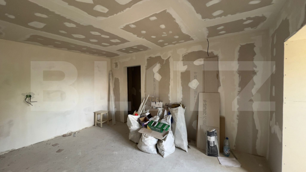 Apartament de 2 camere, parter inalt, cu proiect de desing i