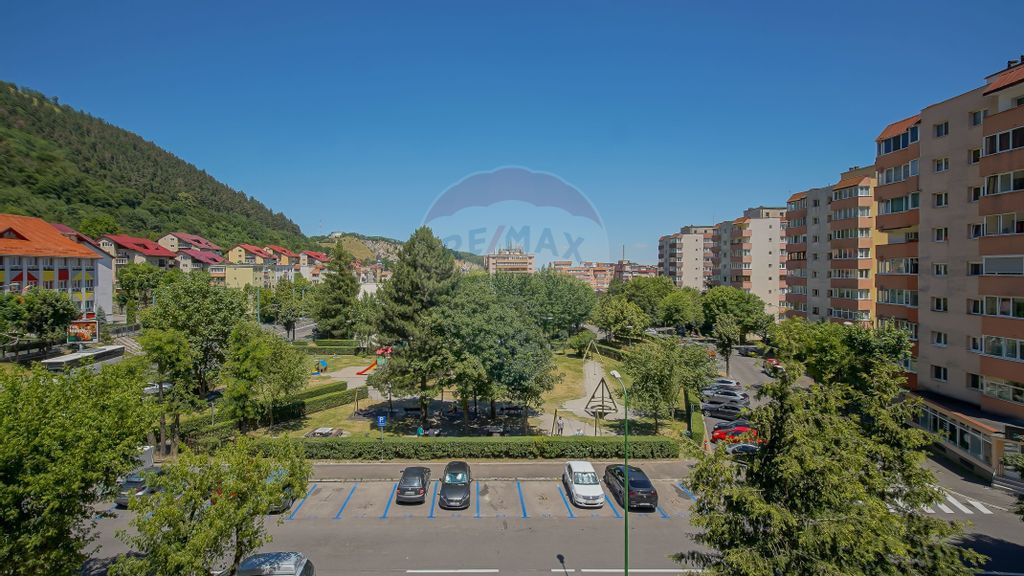 Rezervat! - Apartament 2 cam. de vânzare -Răcădău/ st...
