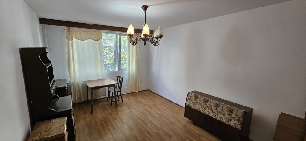 Apartament 2 Camere Decomandat Parc Moghioros