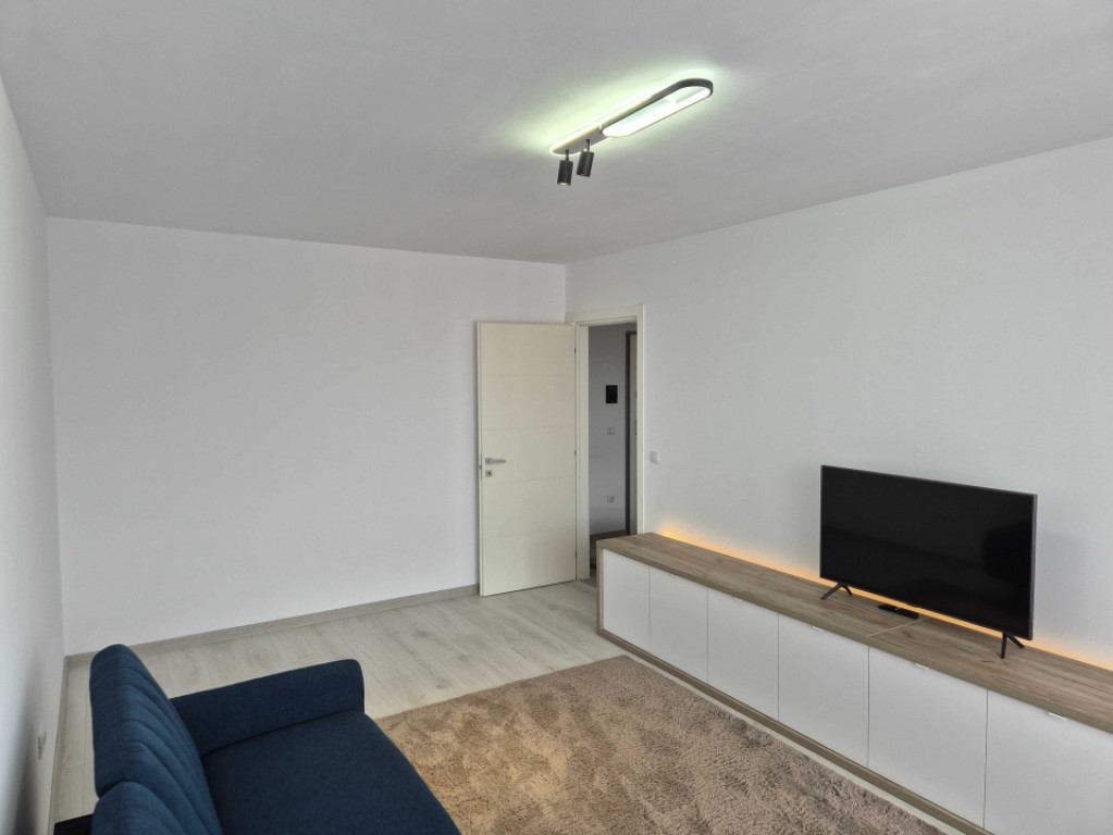 Apartament de închiriat 2 camere| Tractorul | etajul 10