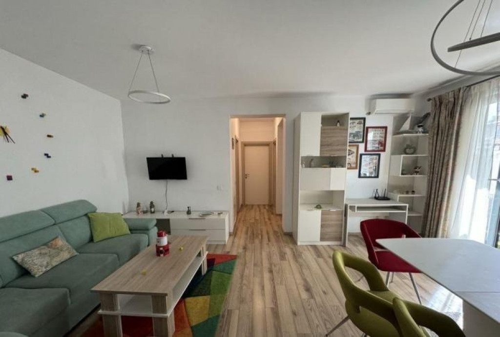 Apartament 3 camere Parcul Carol