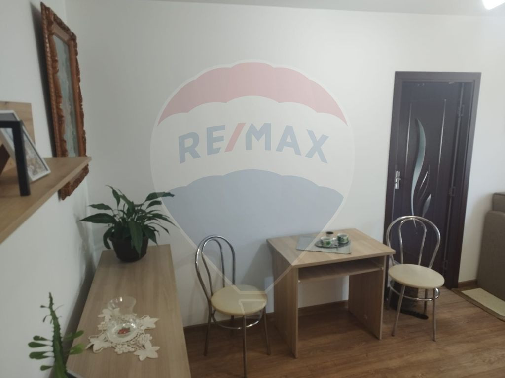 Apartament cu 2 camere de închiriat în zona Garii