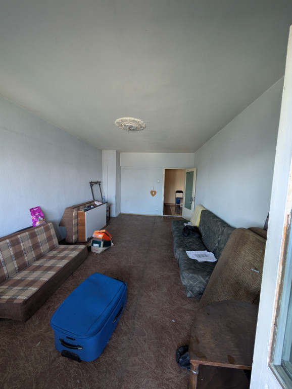 Stefan cel Mare - Eon, etaj intermediar bloc pe cadre, 77mp