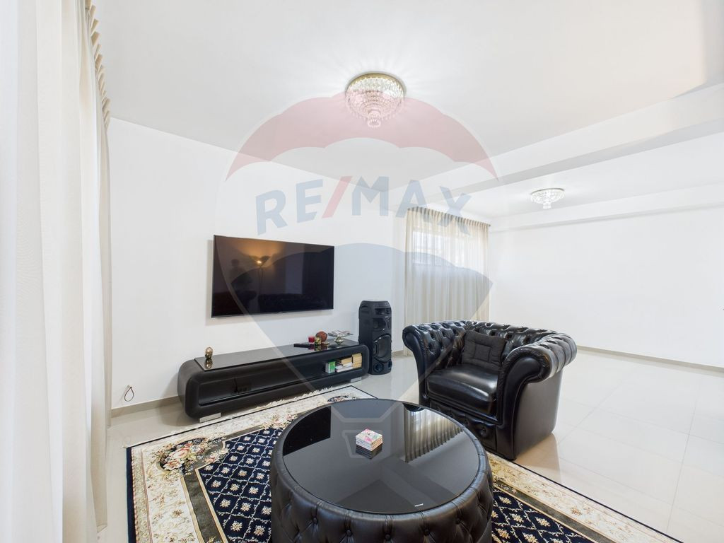 Duplex cu 4 camere de vânzare în zona Colentina