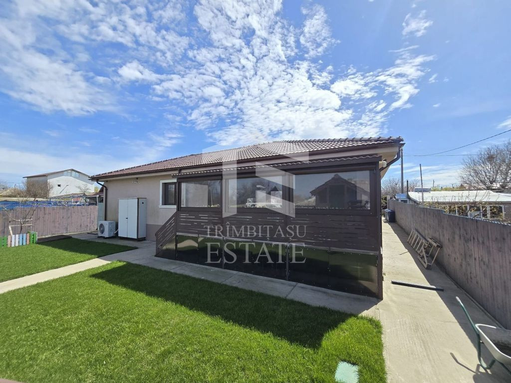 TUZLA - 3 camere | modern | lux | gata de mutat | complet...