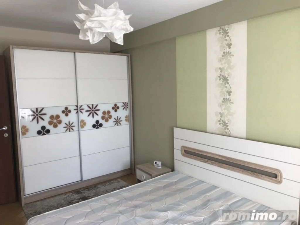 2 camere in zona Soarelui