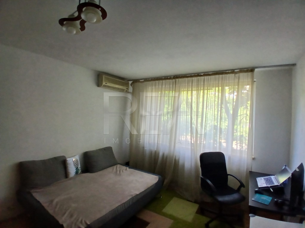 3 camere - Ozana - 1/4 - centrala - parcare - metrou
