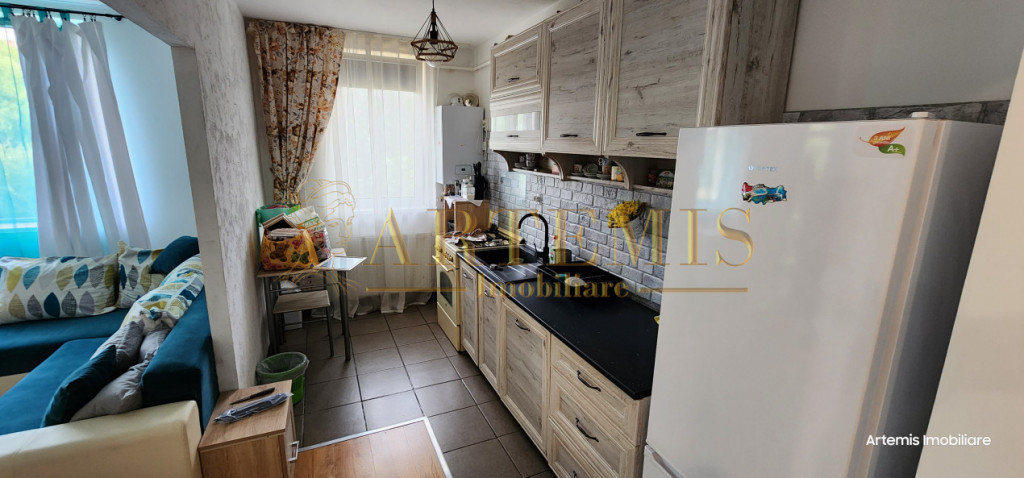 Oportunitate! Apartament de 2 camere, 57,5 mp., + parcare,