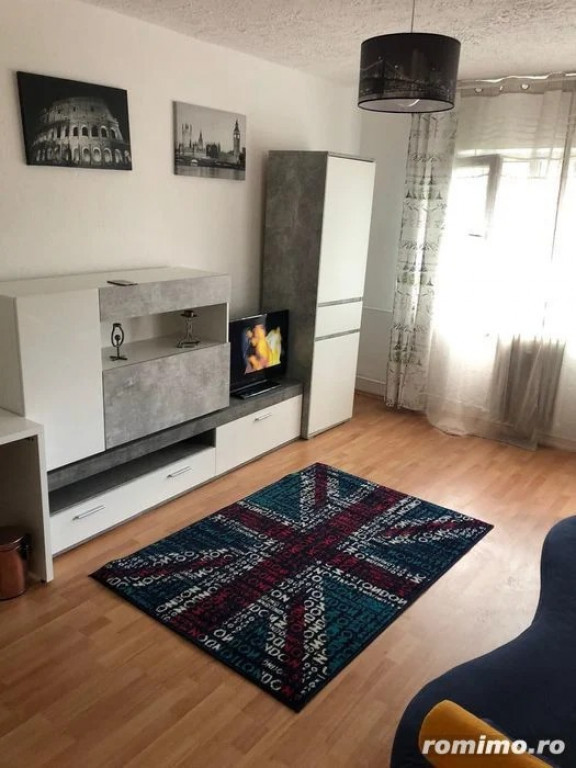 1 camera in zona Blascovici