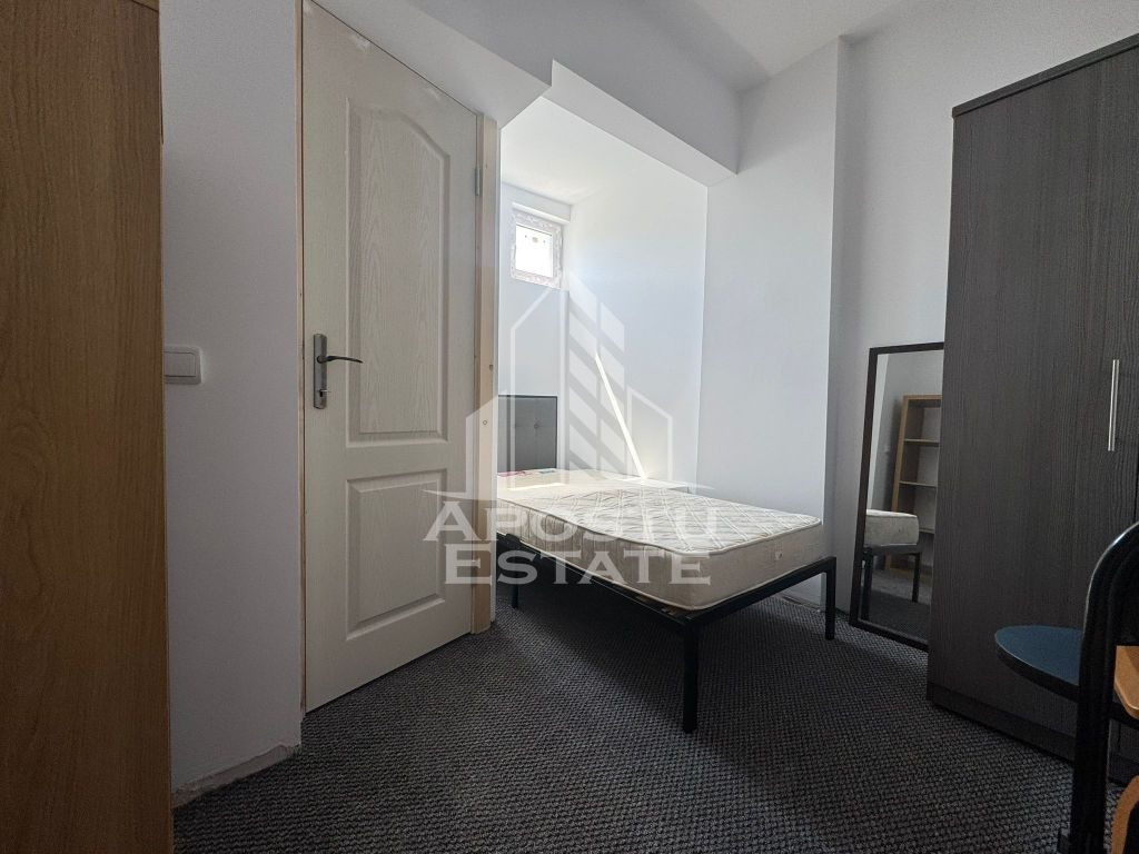 Apartament renovat, centrala proprie, zona Soarelui