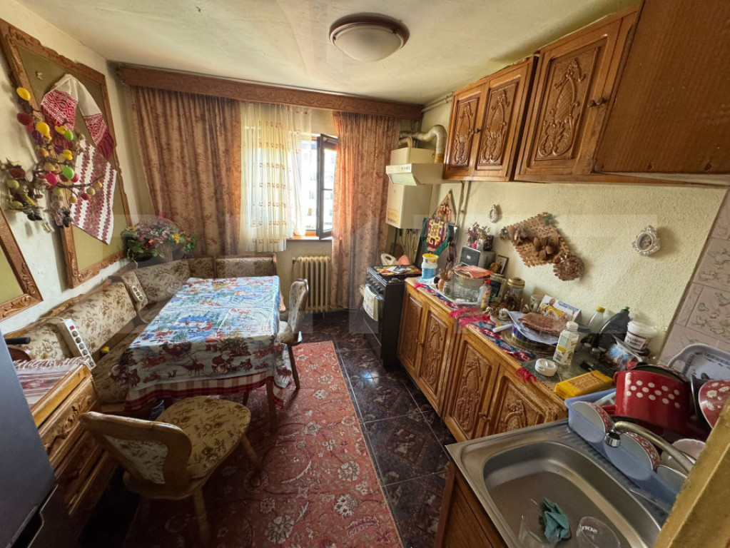 Apartament cu 3 camere, 62,5 mp, decomandat – zona Împăr