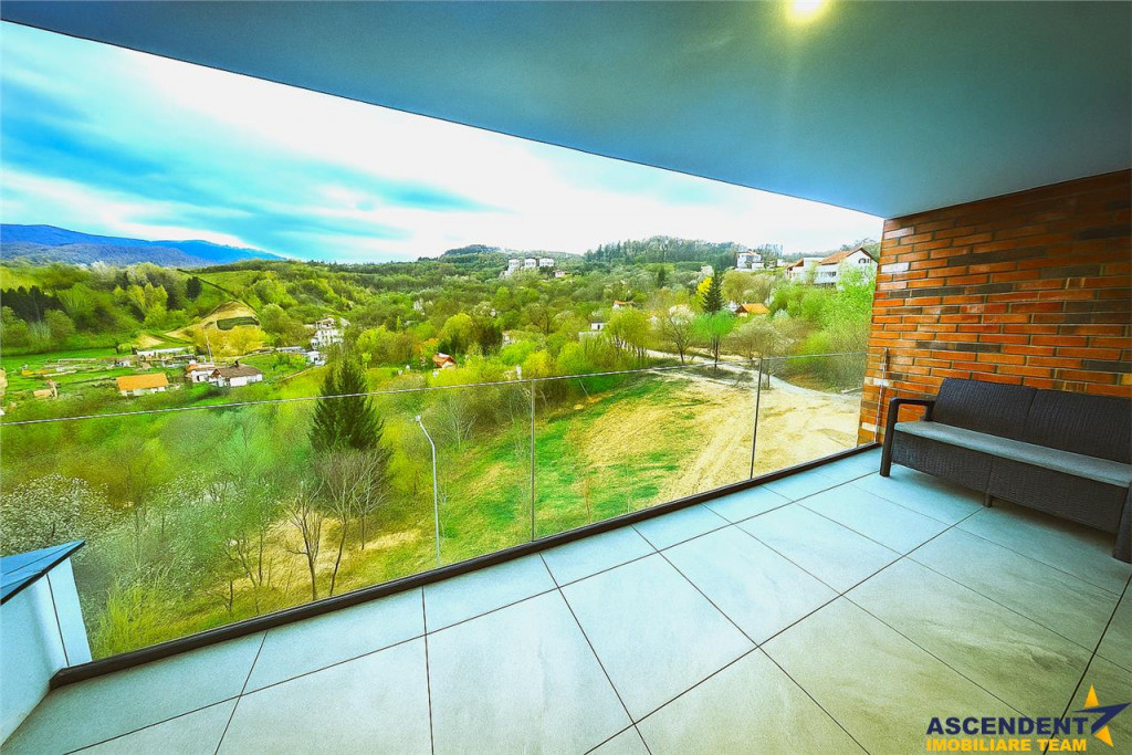 Lux si confort, pe incantare panoramica, Drumul Poienii, Bra