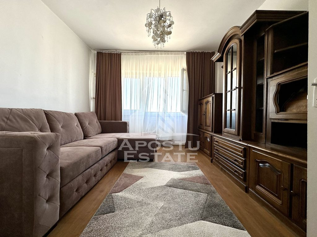 Apartament 3 camere, zona Sagului