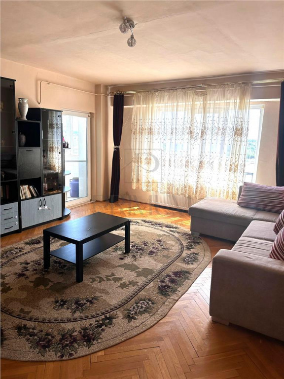 LIPOVEI - LIFT - 3 camere - 2 bai - decomandat - clima