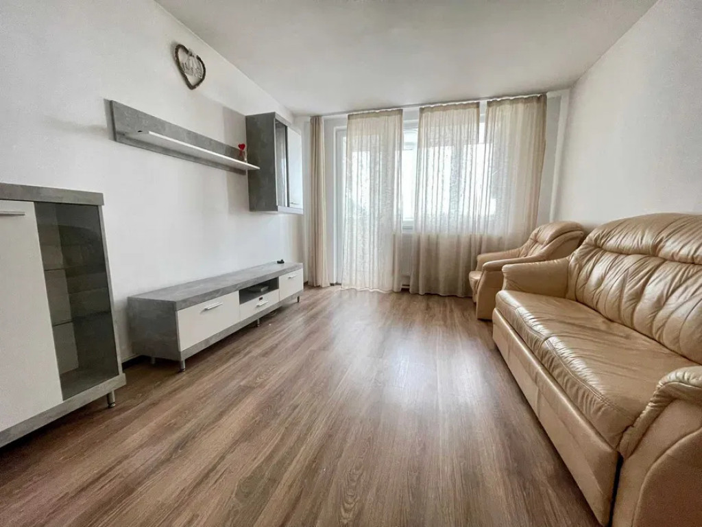 Apartament 2 camere, decomandate, zona ITC