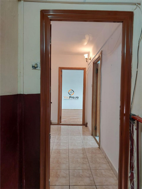 Apartament 4 camere, 72 mp utili, etaj 4/4, Buziasului