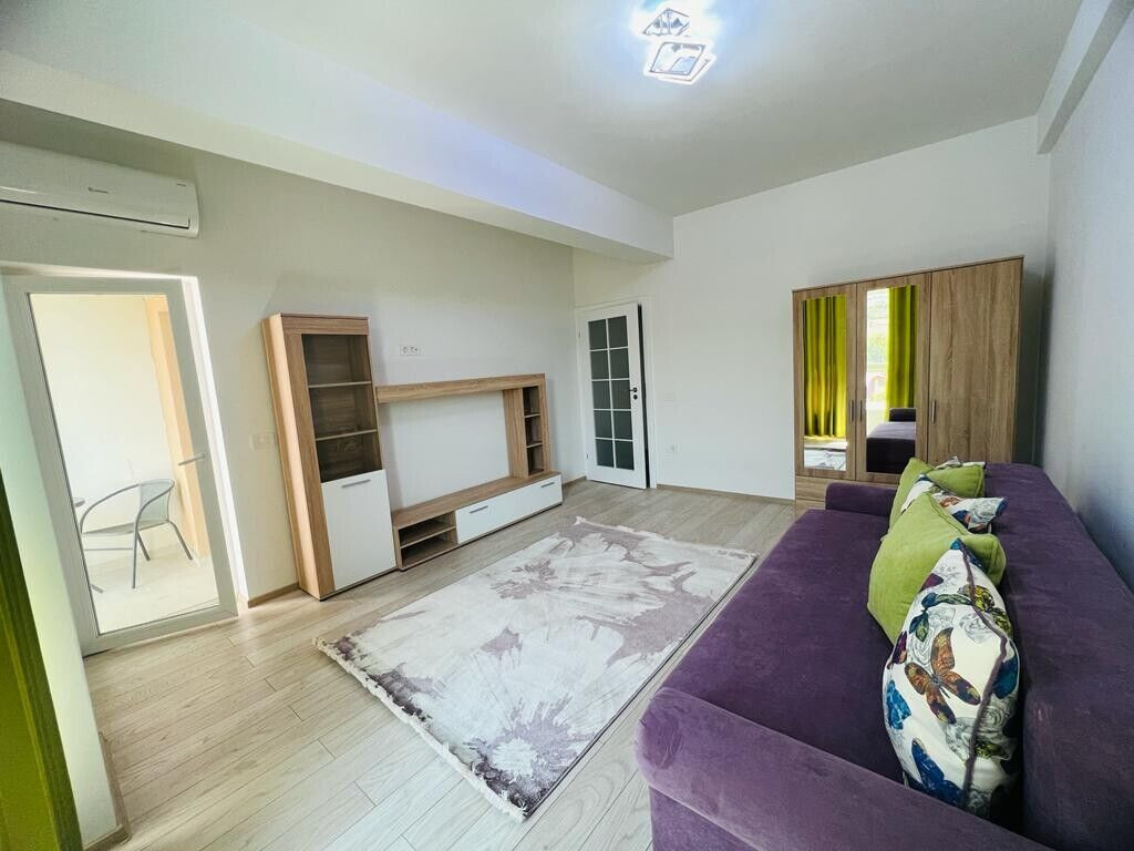 APARTAMENT CU PRELUARE CHIRIASI, 1 CAMERA DECOMANDAT,