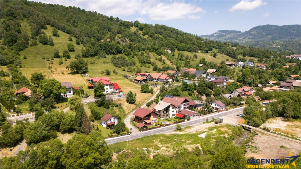 FILM! Pensiune conditii apreciabile, Moieciu, Bran, Brasov